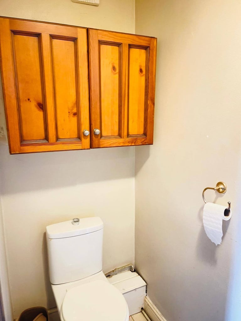 Spacious & Cosy Ensuite Room for Rent in - UB7 7DQ