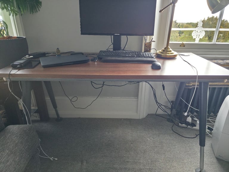 image for Adjustable office desk 