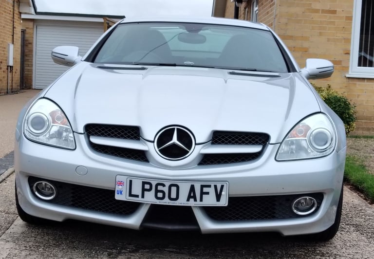 Mercedes-Benz, SLK, Convertible, 2010, Semi-Auto, 1796 (cc), 2 doors