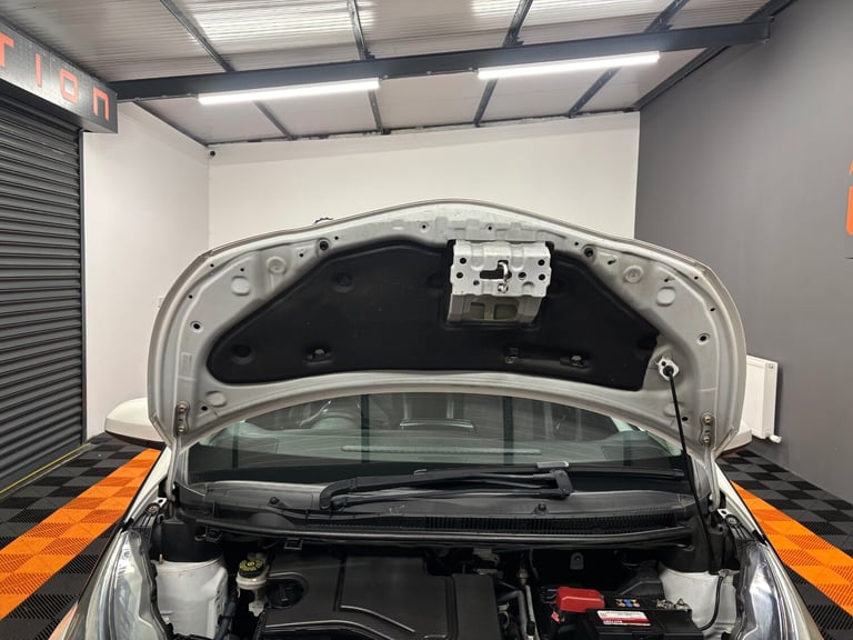 2014 Toyota AYGO 1.0 VVT-i X-Pression 5dr x-shift HATCHBACK Petrol Manual