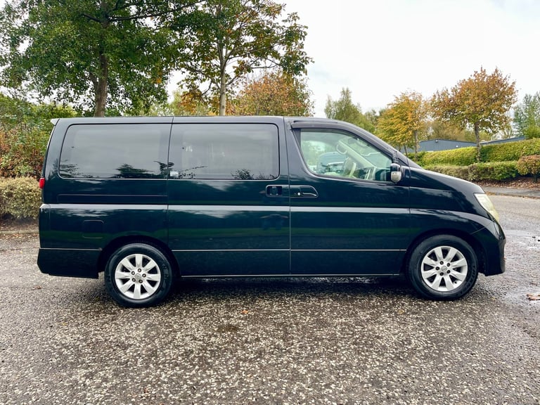 2016 Nissan Elgrand HIGHWAY STAR 3.5 V6 4WD PETROL MPV TWIN SUNROOF  MPV PETROL Automatic