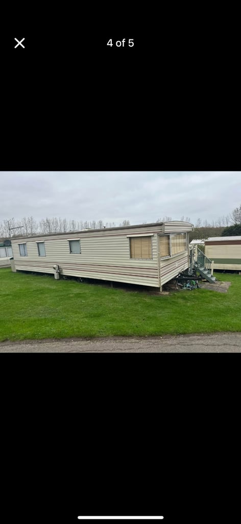 Static caravan for sale in eastchurch 