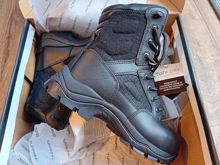 image for Safety boots size 3 ladies UK - BRAND NEW