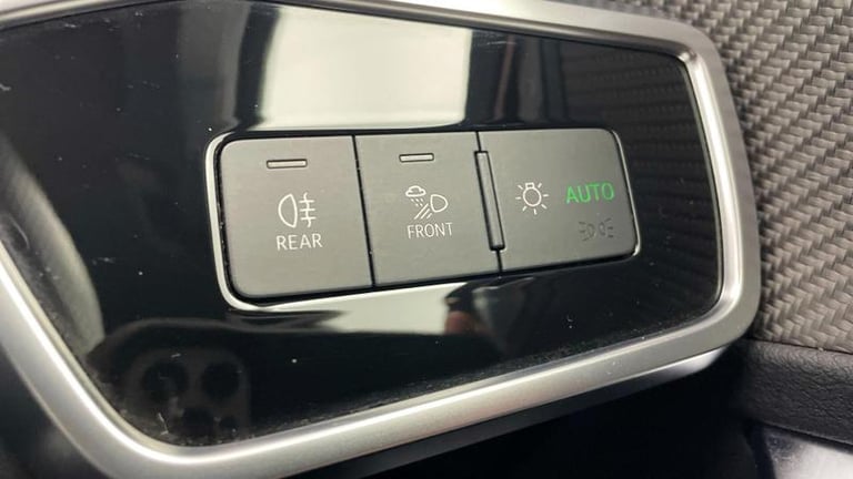 2022 Audi A6 Avant Black Edition 40 TDI quattro 204 PS S tronic Automatic Estate Diesel Automatic