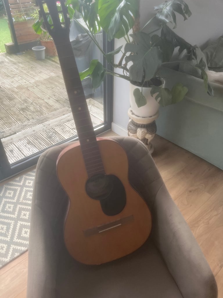 image for Prop guitar 