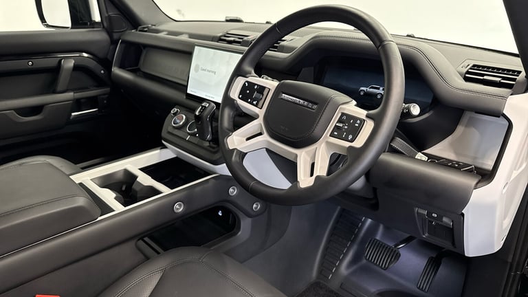 2025 Land Rover Defender 3.0 D350 X-Dynamic HSE 110 5dr Auto ESTATE DIESEL Automatic