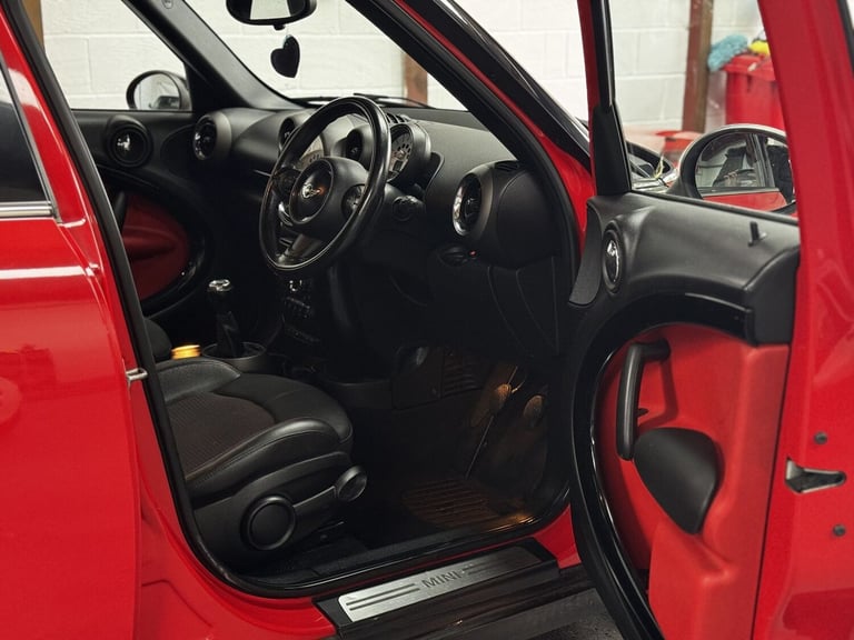 2011 MINI Countryman 1.6L Cooper SUV 5dr Petrol Manual Euro 5 (122 bhp) SUV Petrol Manual