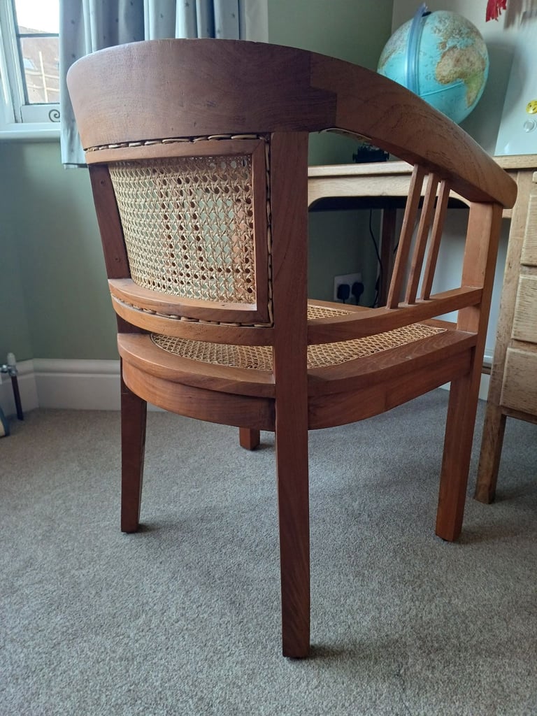 Rattan style, solid chair