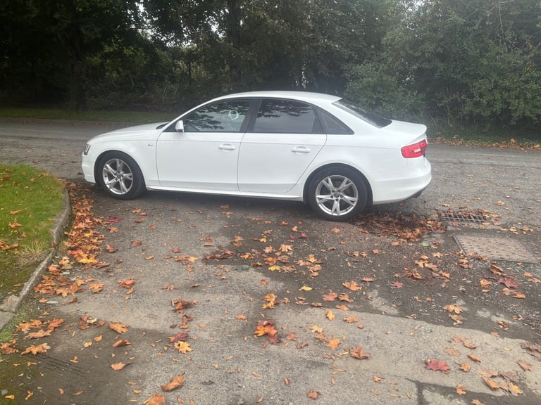 2013 AUDI A4 20TDI Sline black Edition 