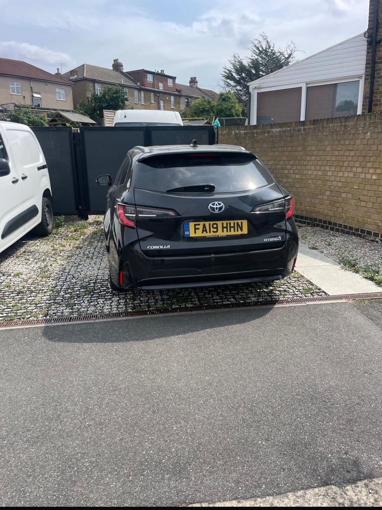 2019 Toyota Corolla 1.8 VVT-i Hybrid Icon 5dr CVT ESTATE Petrol/Electric Hybrid Automatic