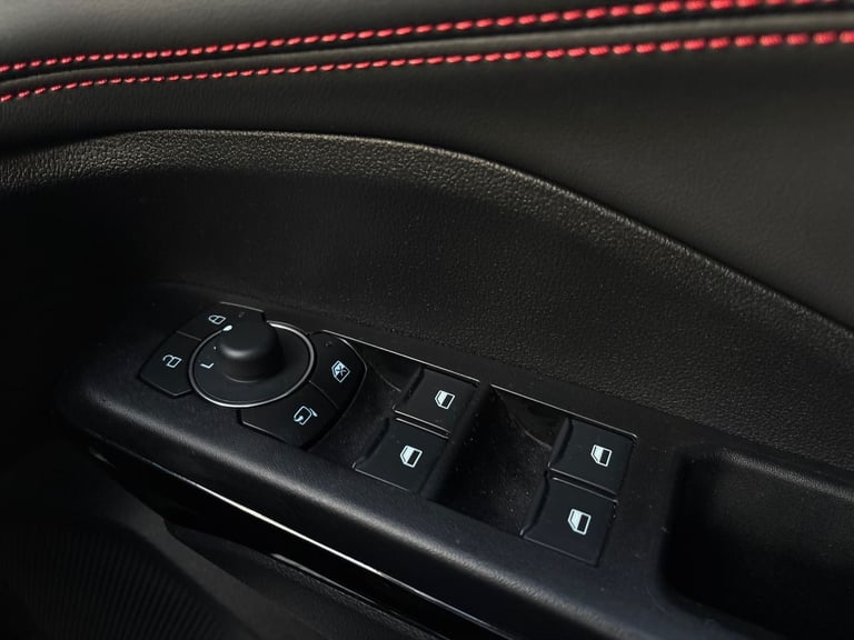 2025 Ford Puma 1.0 EcoBoost Hybrid mHEV ST-Line 5dr 5 Door PETROL Manual