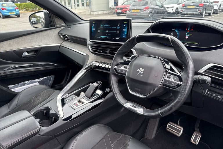 2022 Peugeot 3008 1.6 13.2kWh GT Premium e-EAT Euro 6 (s/s) 5dr SUV PETROL/ELECTRIC Automatic