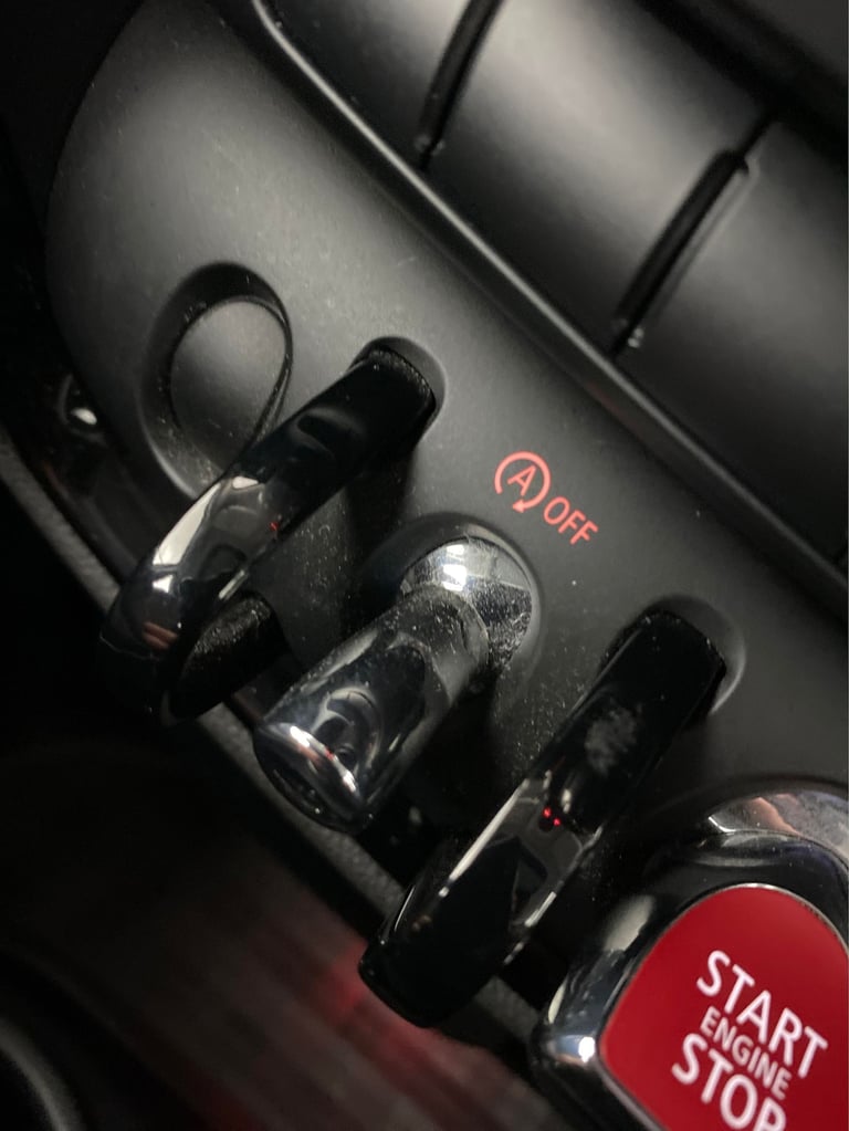 2021 MINI Clubman 1.5 Cooper Classic Estate 6dr Petrol Steptronic Euro 6 (s/s) (136 ps) - LED Est...