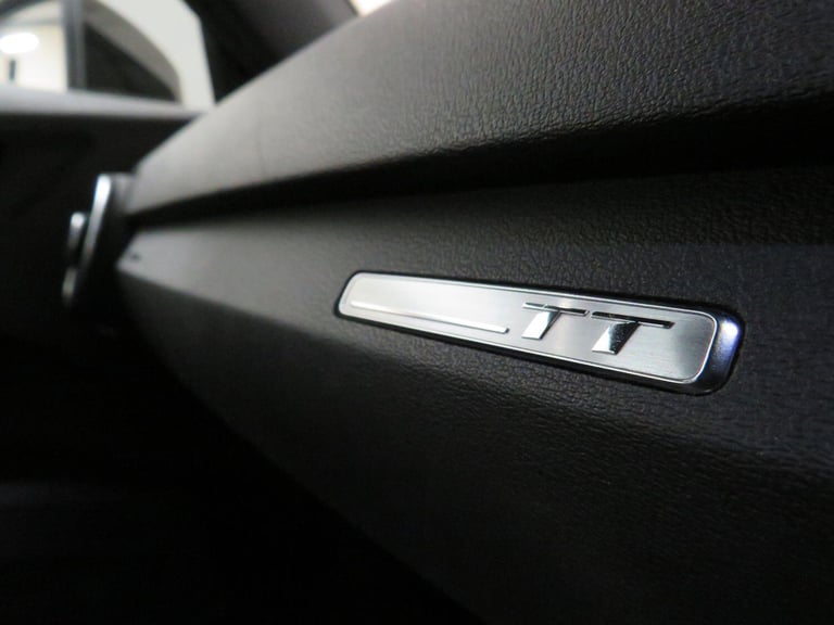 AUDI TT 2.0 TDI ultra S line 2015