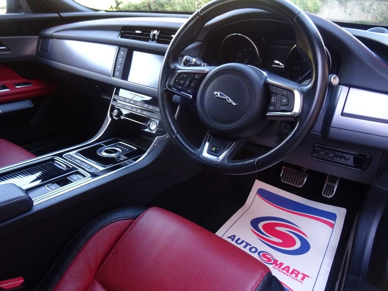 2015 Jaguar XF 2.0d [180] R-Sport 4dr Automatic **LOW MILEAGE*ONLY 15500 MILES FROM NEW** SALOON ...