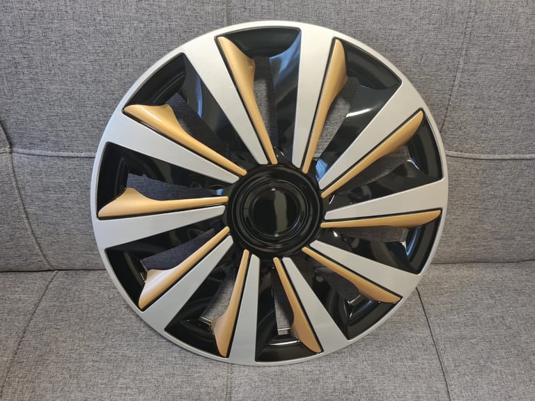 Wheel cover 16 inch brand new 