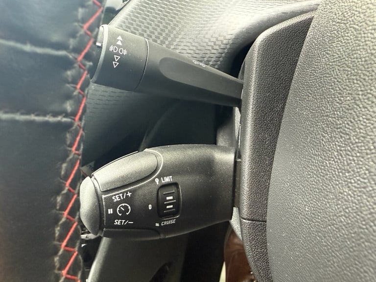 2017 Peugeot 2008 1.6 BlueHDi GT Line SUV 5dr Diesel Manual Euro 6 (s/s) (120 ps) HATCHBACK Diese...