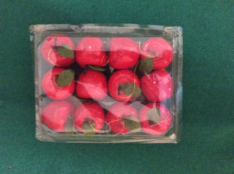 Vintage 90 Christmas Tree Decorations