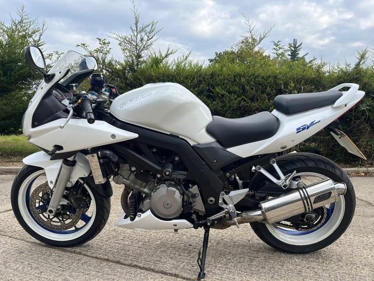 2007 57 SUZUKI SV1000S SPORTS TOURING SV 1000 SV1000 WHITE 19k MILES NEW MOT