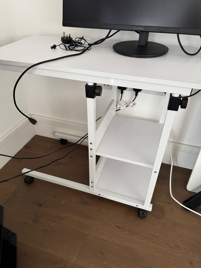 Office Table/ Work Desk (Height Adjustable)