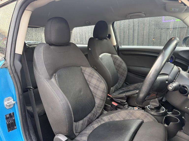 2015 MINI Hatch 1.5 Cooper Euro 6 (s/s) 3dr HATCHBACK Petrol Manual