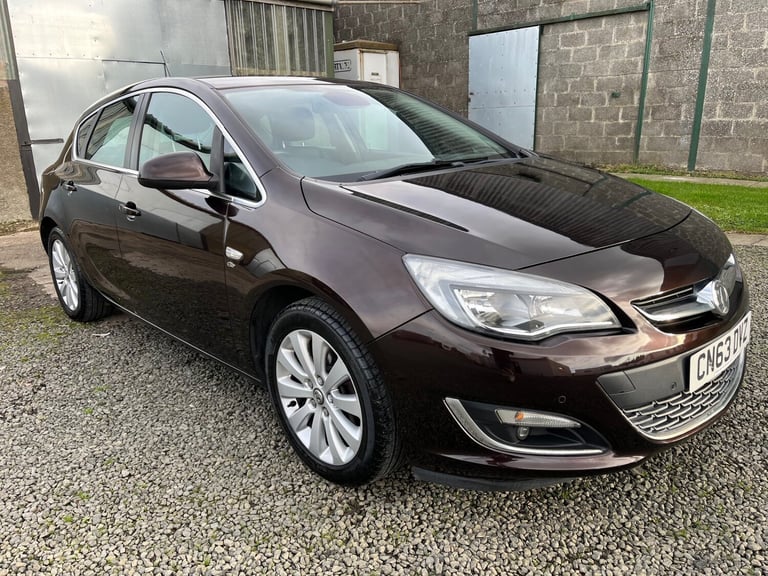 2013 Vauxhall Astra 2.0 CDTi 16V ecoFLEX Elite 5dr HATCHBACK Diesel Manual