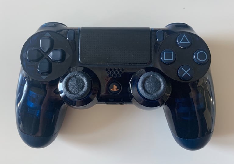 PS4 500 Million limited Edition controller and Headset