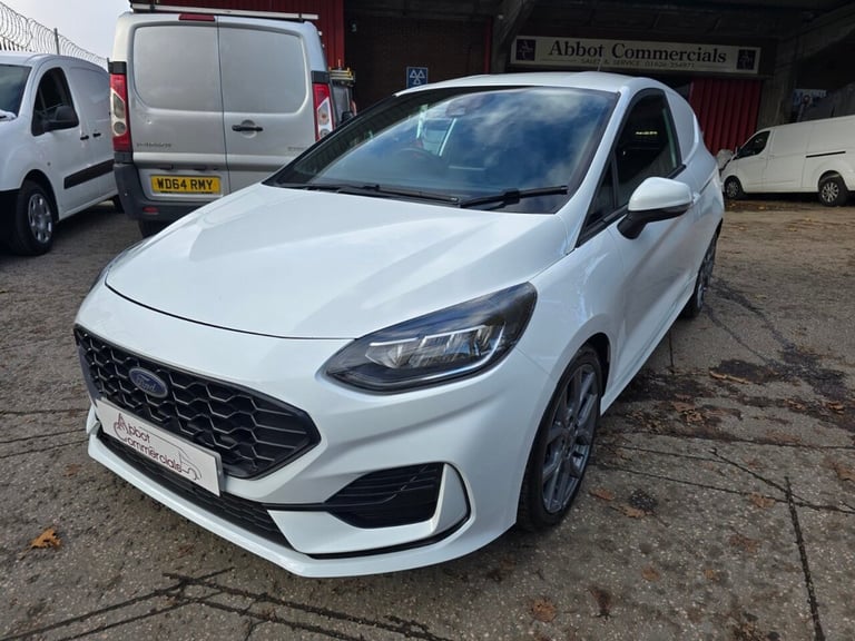 2022 Ford Fiesta Van 1.0T EcoBoost MHEV Sport Van Euro 6 125 ps - AIR CON + CRUISE CAR DERIVED VA...