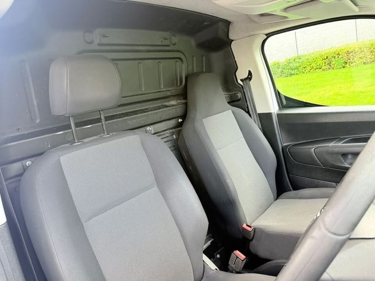 2019 Vauxhall Combo 2000 1.6 Turbo D 100ps H1 Edition Van, 79K MILES PANEL VAN Diesel Manual