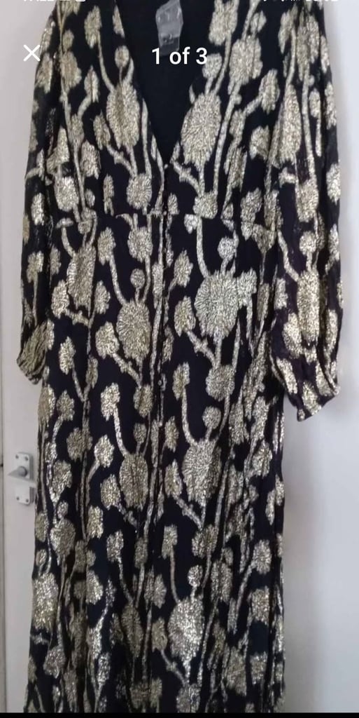 image for LADIES DRESS SIZE 20