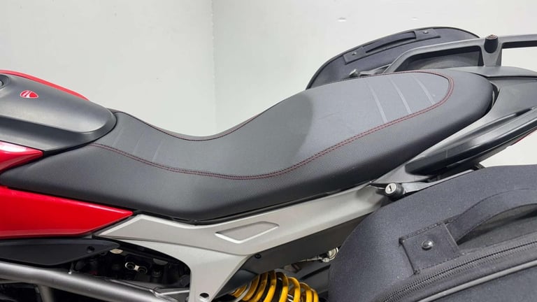 Ducati Hyperstrada 2013 12K SUPER NAKED SUPERMOTO WARRANTY MOT SERVICED 821CC