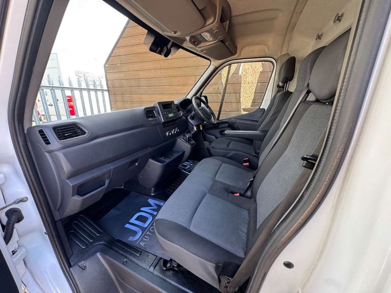 2020 Nissan NV400 2.3 dci 135ps H2 Tekna Van PANEL VAN DIESEL Manual