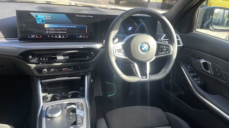 2025 BMW 3 Series 330e 22.3 kWh M Sport 4dr Step Auto Saloon Plug-In Hy Automatic