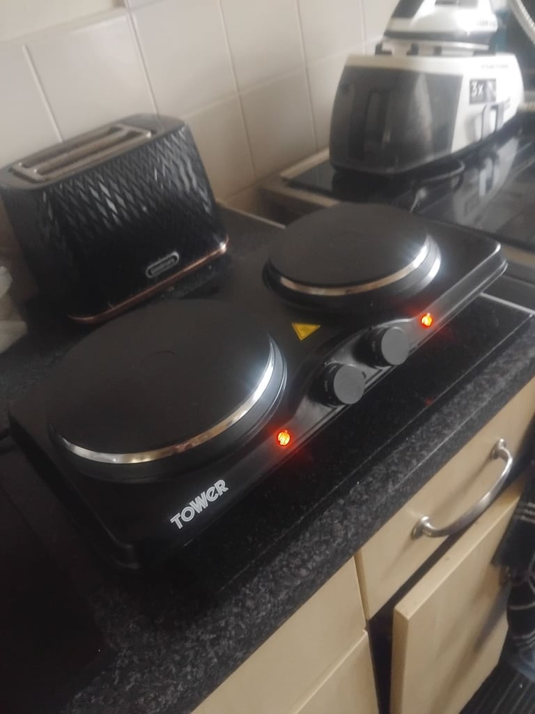 Tower 2 ring electric cooker 