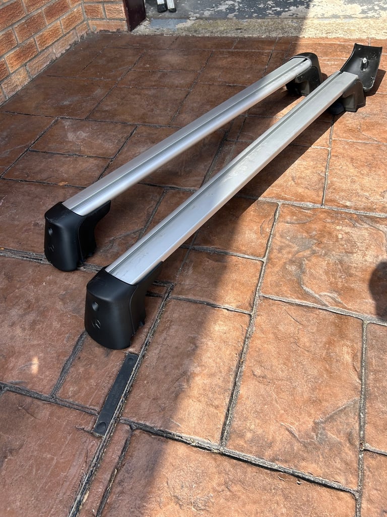 Mercedes EQA Roof Rack