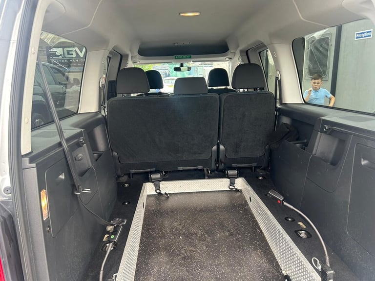 2018 Volkswagen Caddy Maxi Life 2.0 TDI 5dr MPV Diesel Manual