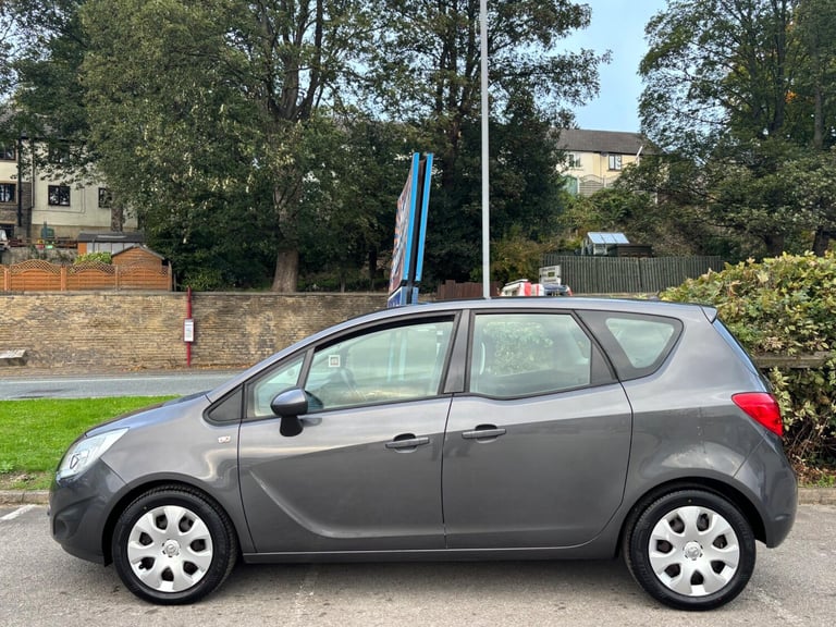 2011 Vauxhall Meriva 1.7 CDTi Exclusiv Euro 5 5dr MPV Diesel Manual