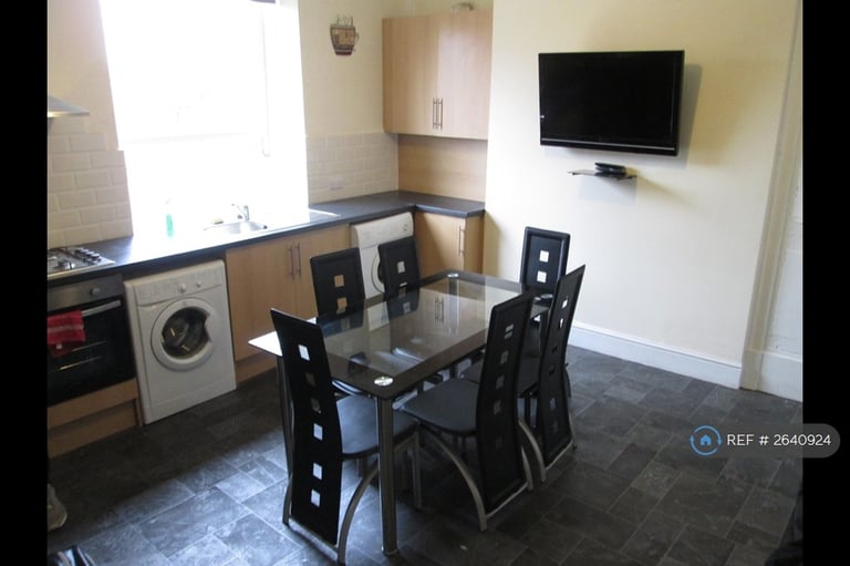 1 bedroom in Doncaster Road, Barnsley, S70 (#2640924)