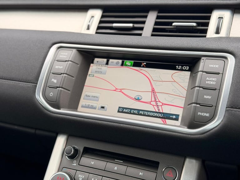 2015 Land Rover Range Rover Evoque 2.2 SD4 Pure 5dr Auto [9] [Tech Pack] ESTATE Diesel Automatic