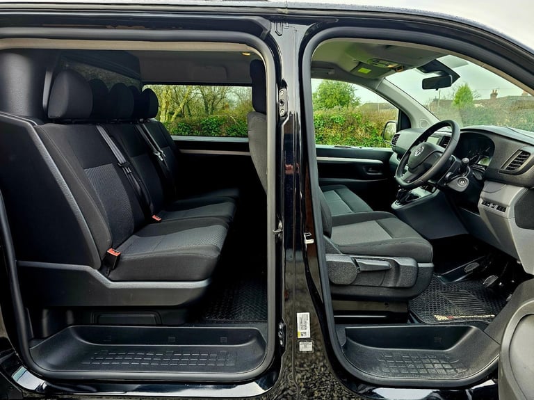 Vauxhall Vivaro combi camper 2 berth 3k 6 seats/belts 2021 slide out kitchen