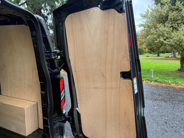 2025 Ford Transit Custom 2.0 EcoBlue 150ps H1 Double Cab Van Limited PANEL VAN Diesel Manual