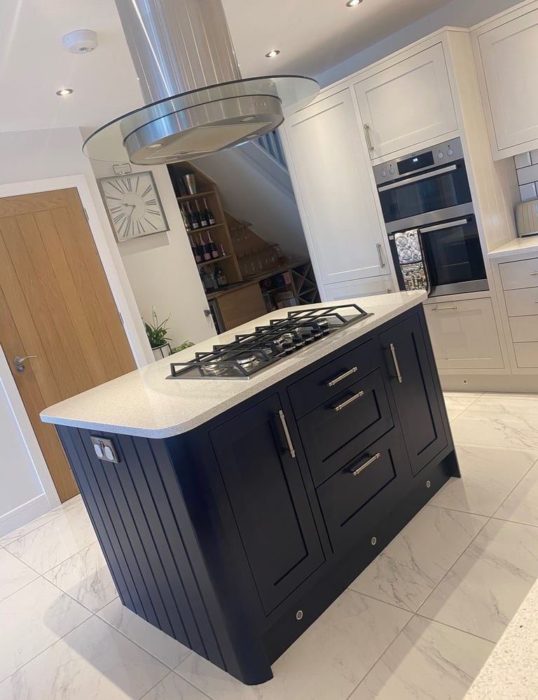 Shaker kitchen units with fridge freezer