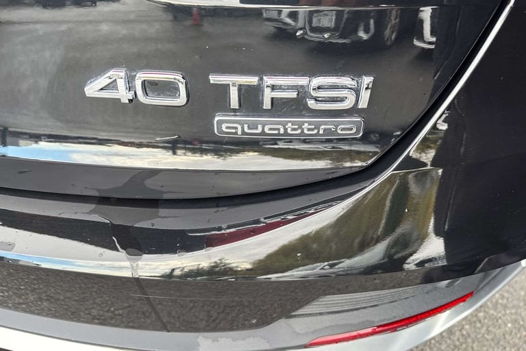 2022 Audi Q3 40 TFSI Quattro S Line 5dr S Tronic SUV Petrol Automatic