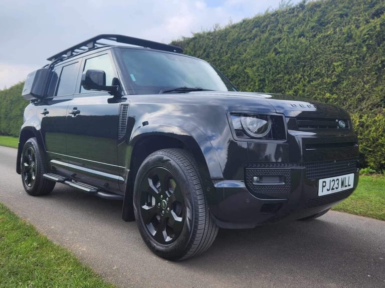 2023 Land Rover Defender 3.0 D300 X-Dynamic HSE 110 5dr Auto Estate Diesel Automatic