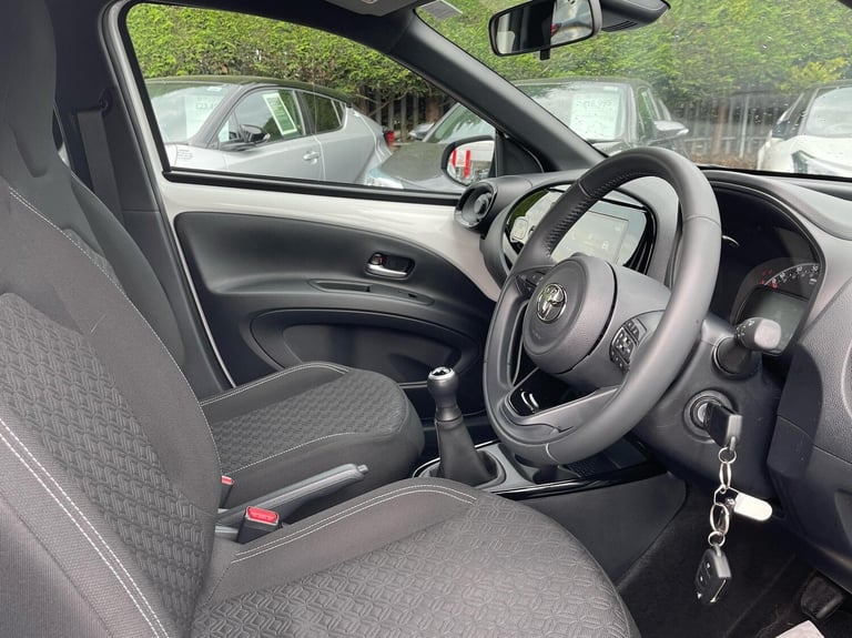 2024 Toyota Aygo X 1.0 VVT-i Edge 5dr HATCHBACK PETROL Manual