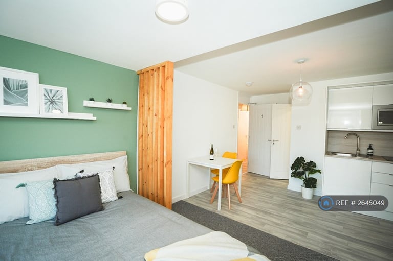1 bedroom in Randlay, Telford, TF3 (#2645049)