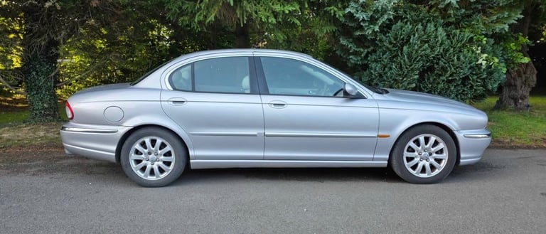 Jaguar V6 X-TYPE, Saloon (2001) for sale! 2 Keys! 