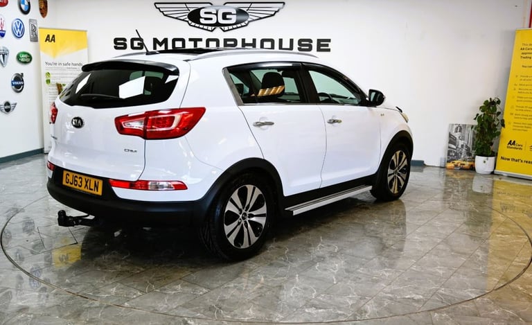 2013 Kia Sportage 2.0 CRDi KX-4 SUV 5dr Diesel Manual AWD Euro 5 (181 bhp) ESTATE Diesel Manual