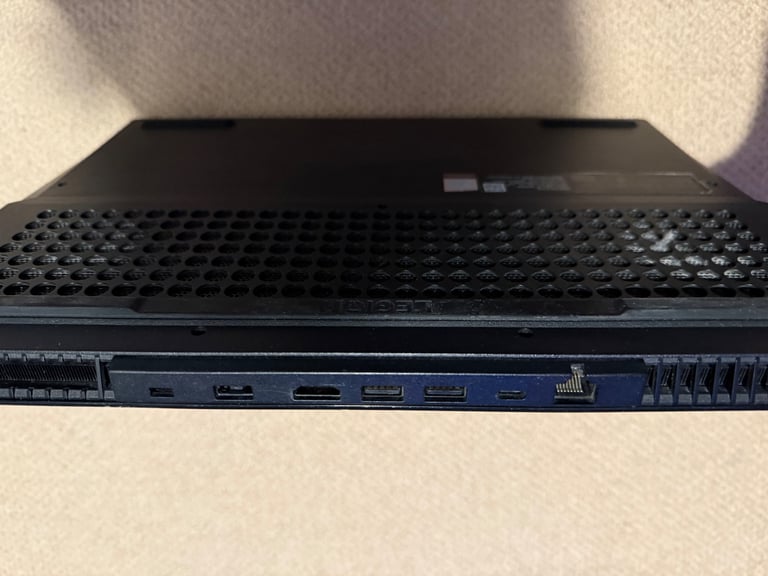 Lenovo Legion 5p 15ARH05H Laptop 15.6" AMD Ryzen 7, NVIDIA 2060, 16GB RAM + box