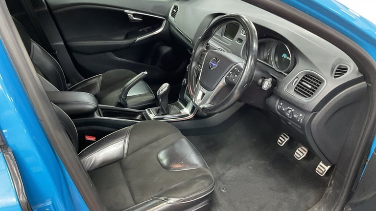 2014 Volvo V40 2014 14-Reg Volvo V40 D2 R DESIGN 5dr,GEN 53,000 MILES,FSH,LOOK!!! HATCHBACK Diese...